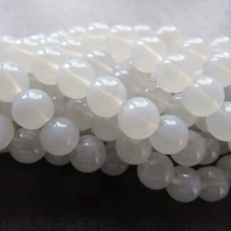 Glass Beads – Light Grey – 8mm – Strand Of 30 Beads