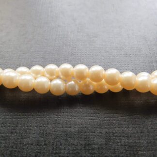 Glass Pearls – Light Peach – 6mm – Strand Of 72 Beads