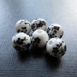Porcelain Bead – Black Flower – 12mm